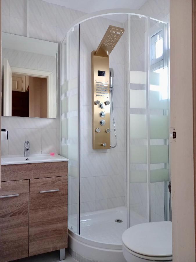 Cozy In With Chimney Apartment Benajarafe