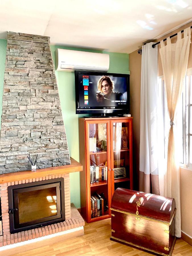 Cozy In With Chimney Apartment Benajarafe